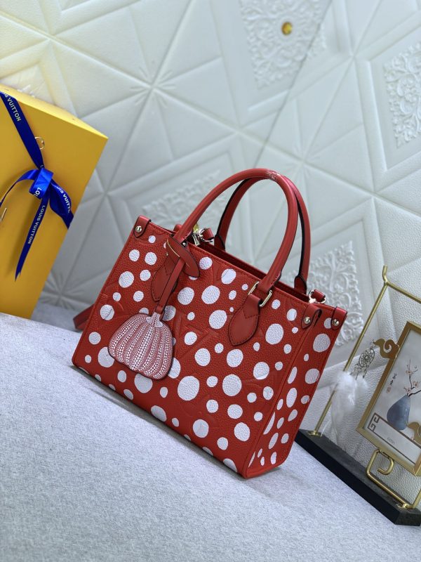 TO – Luxury Bag LUV 636