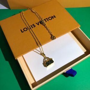 TO – Luxury Edition Necklace LUV027