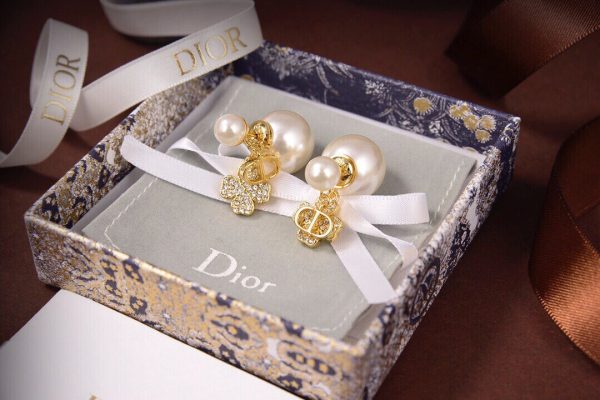 TO – Luxury Edition Earring Dir 058