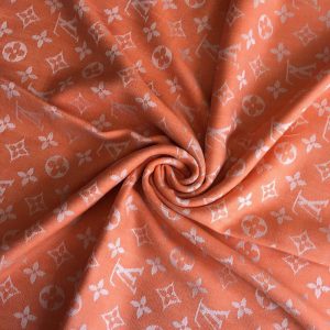 TO – Luxury Edition LUV Scarf 025