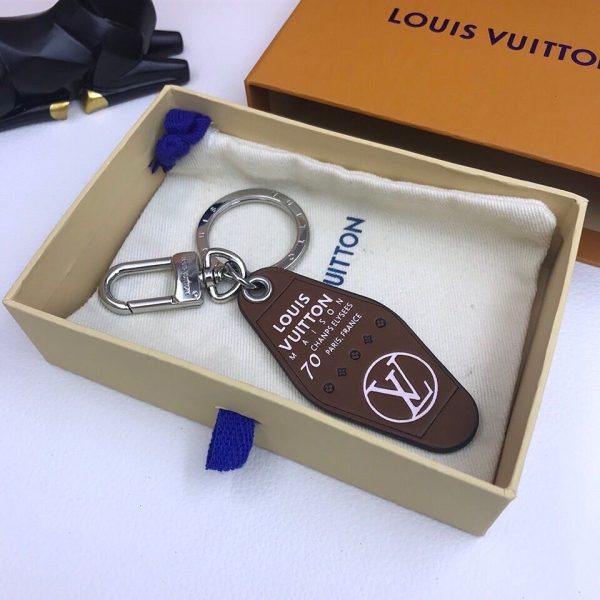 TO – Luxury Edition Keychains LUV 008