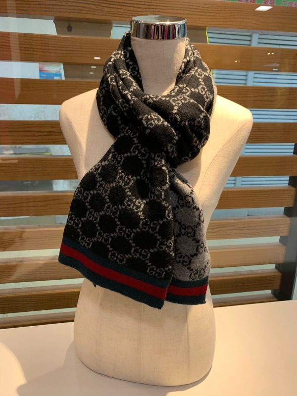 TO – Luxury Edition GCI Scarf 007