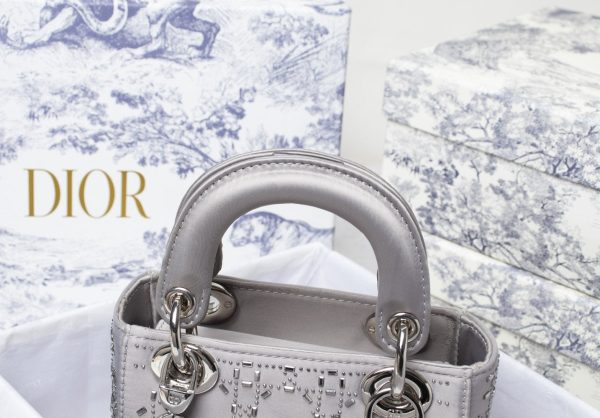 TO – Luxury Edition Bags DIR 231