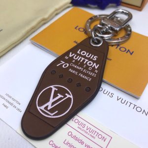 TO – Luxury Edition Keychains LUV 008