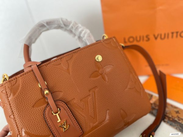 TO – Luxury Bags LUV 527