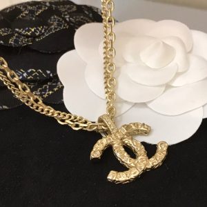 TO – Luxury Edition Necklace CH-L035