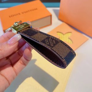 TO – Luxury Edition Keychains LUV 032