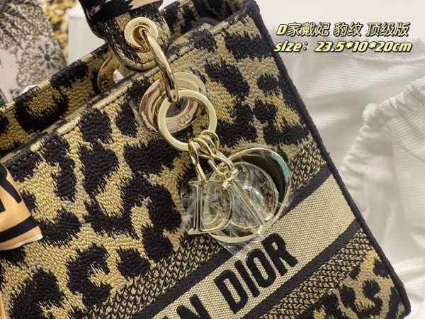 TO – Luxury Bags DIR 22.11.22