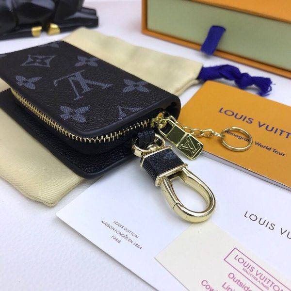 TO – Luxury Edition Keychains LUV 064