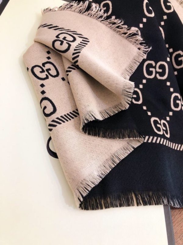 TO – Luxury Edition GCI Scarf 037