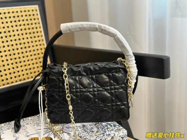 TO – New Luxury Bags DIR 365