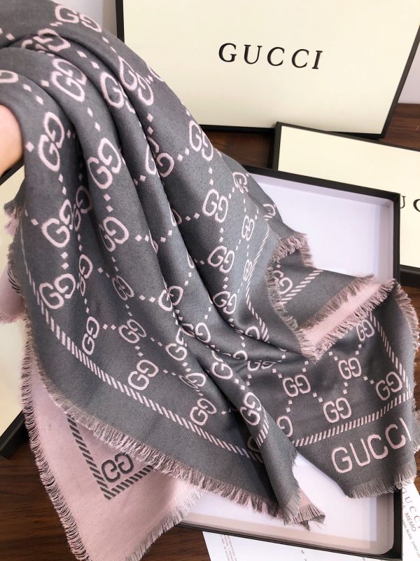 TO – Luxury Edition GCI Scarf 028