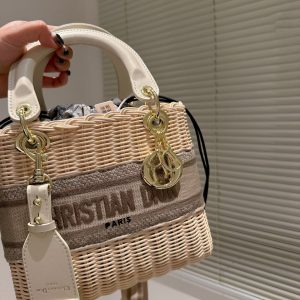 TO – New Luxury Bags DIR 366
