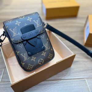 TO – Luxury Bags LUV 553