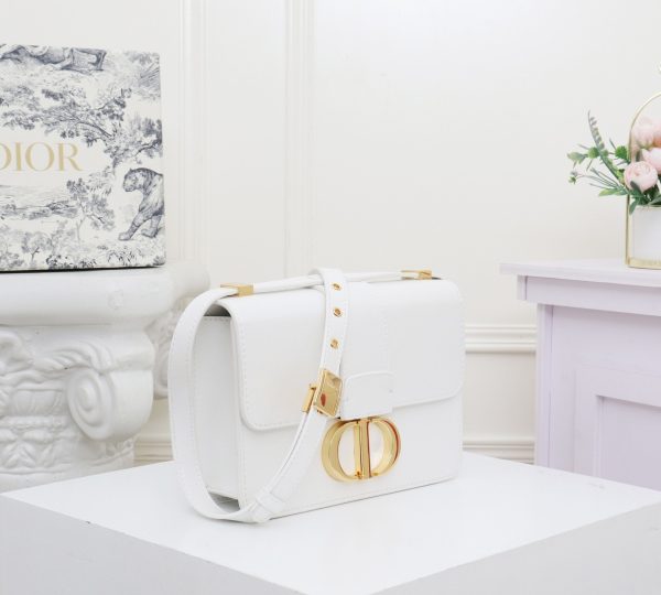 TO – Luxury Edition Bags DIR 151