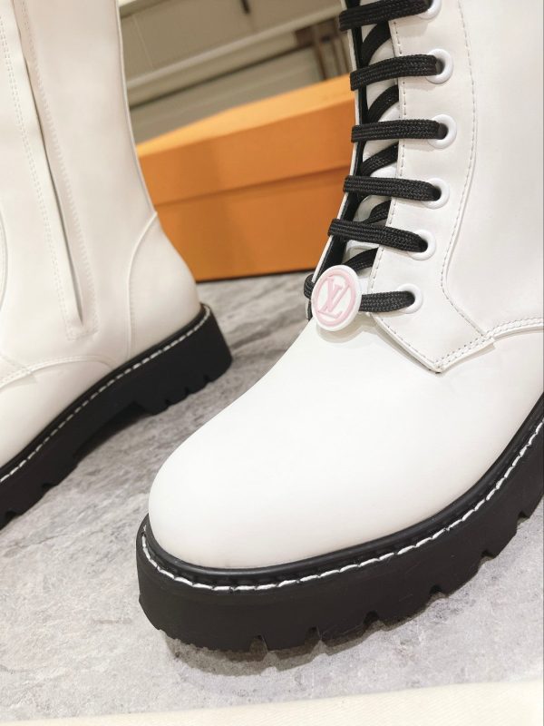 Designer LUV BOOTS 041