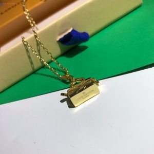 TO – Luxury Edition Necklace LUV031