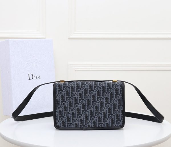 TO – Luxury Edition Bags DIR 144