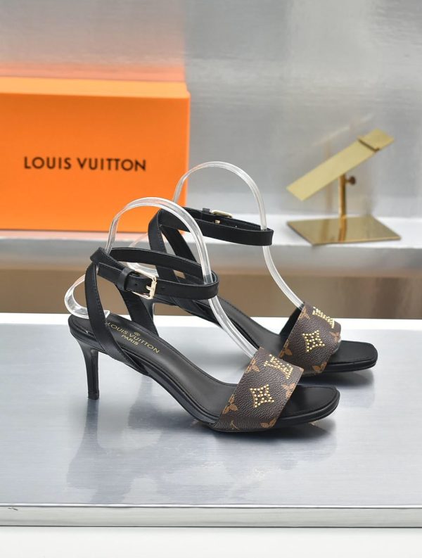 Designer LUV High Heel Shoes 003