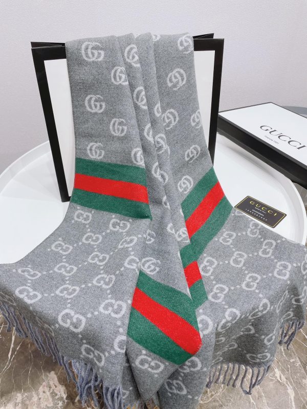 TO – Luxury Edition GCI Scarf 021