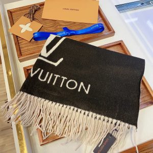 TO – Luxury Edition LUV Scarf 036