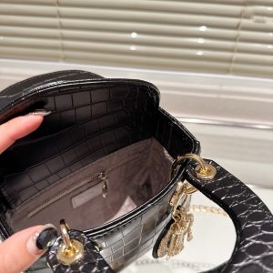 TO – New Luxury Bags DIR 369