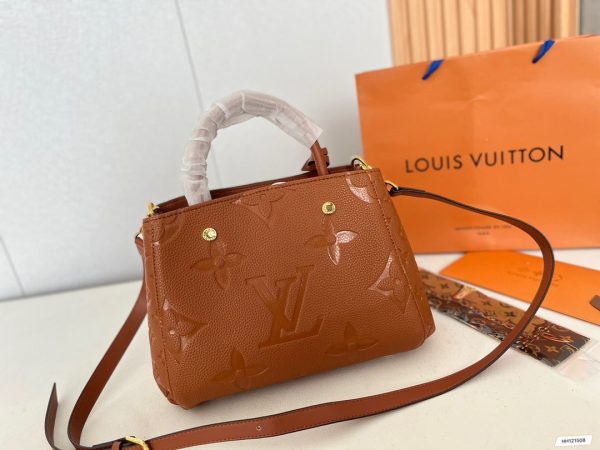 TO – Luxury Bags LUV 527