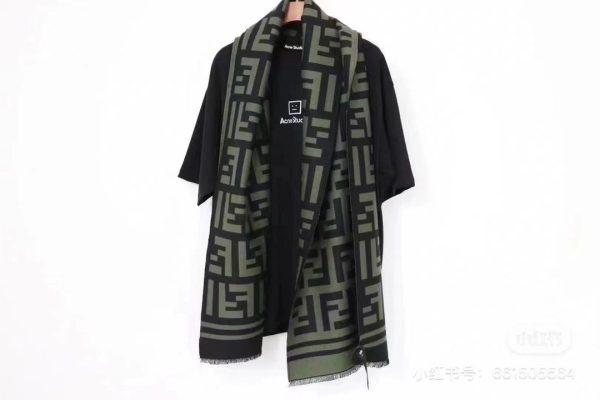 TO – Luxury Edition FEI Scarf 009