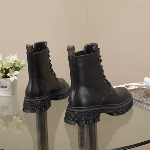 Designer LUV BOOTS 003