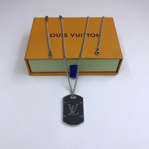 TO – Luxury Edition Necklace LUV010