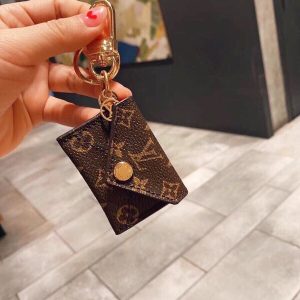 TO – Luxury Edition Keychains LUV 069