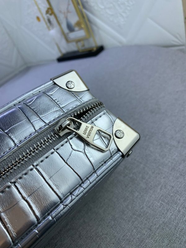 TO – Luxury Bags LUV 659