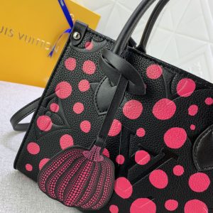 TO – Luxury Bag LUV 637