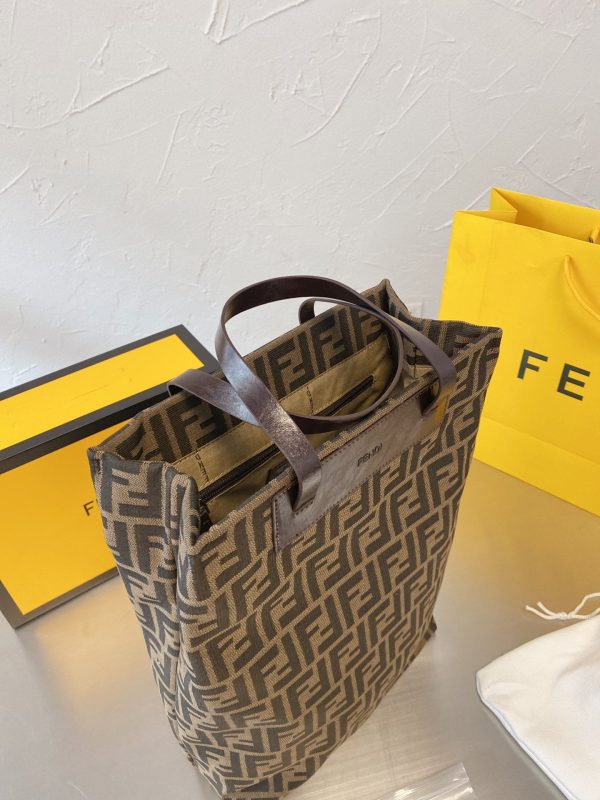 TO – Luxury Edition Bags FEI 142