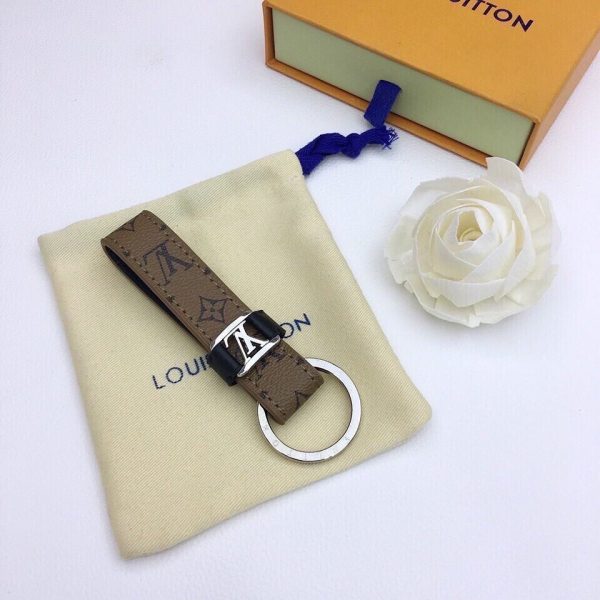 TO – Luxury Edition Keychains LUV 001