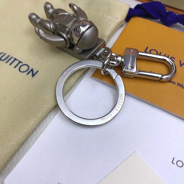 TO – Luxury Edition Keychains LUV 012