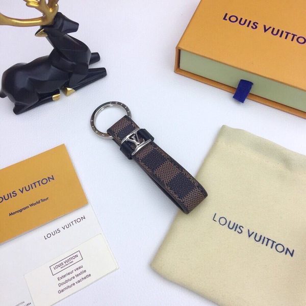 TO – Luxury Edition Keychains LUV 002