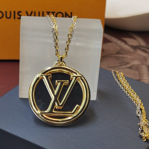 TO – Luxury Edition Necklace LUV030