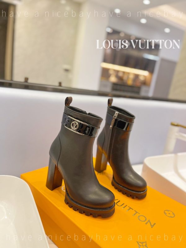 Designer LUV BOOTS 033