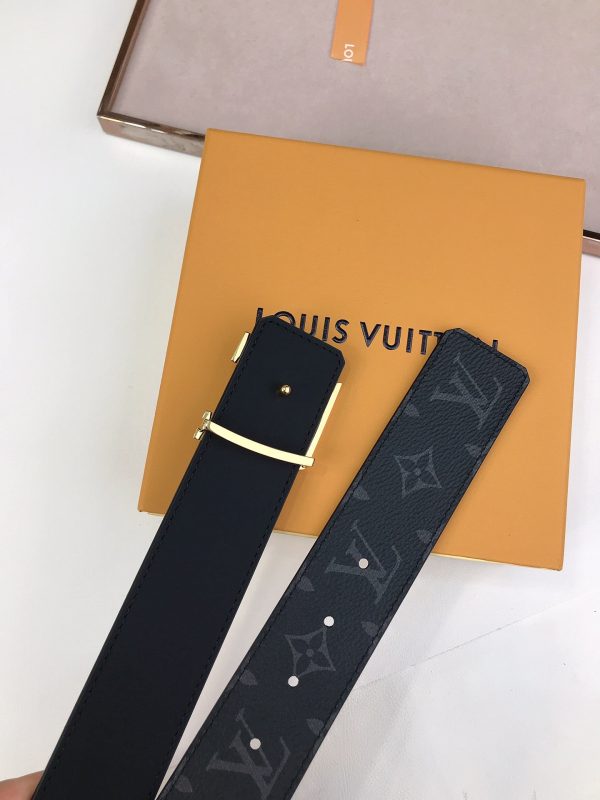 TO – Luxury LUV BELTS 001