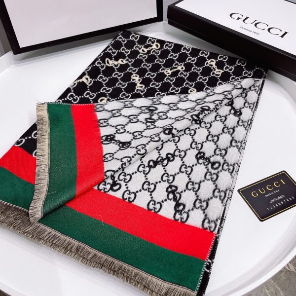 TO – Luxury Edition GCI Scarf 014