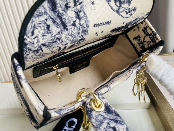 TO – Luxury Edition Bags DIR 288