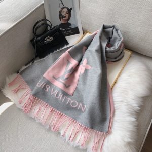 TO – Luxury Edition LUV Scarf 010