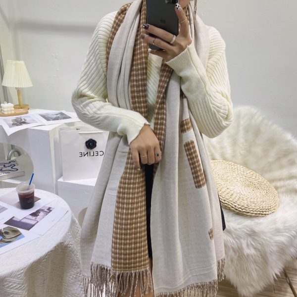 TO – Luxury Edition FEI Scarf 002