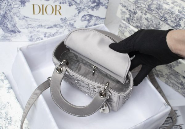 TO – Luxury Edition Bags DIR 231