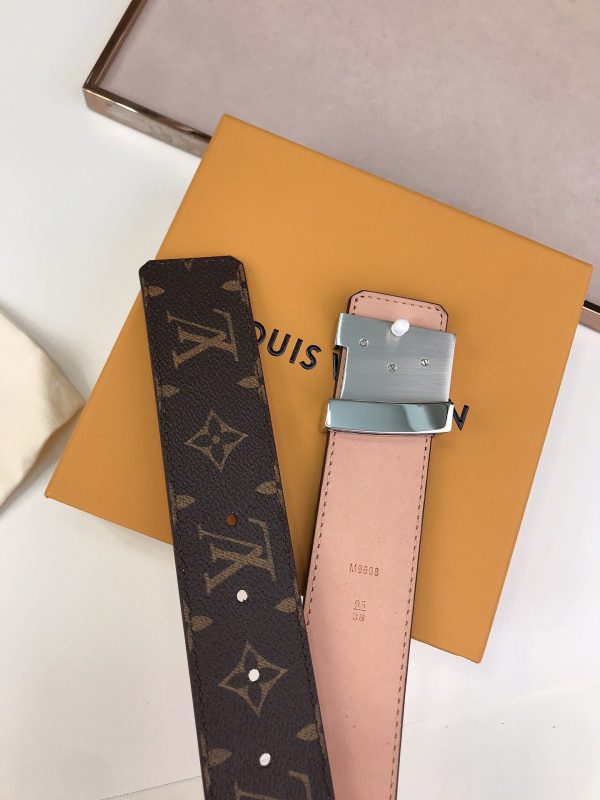 TO – Luxury LUV BELTS 009