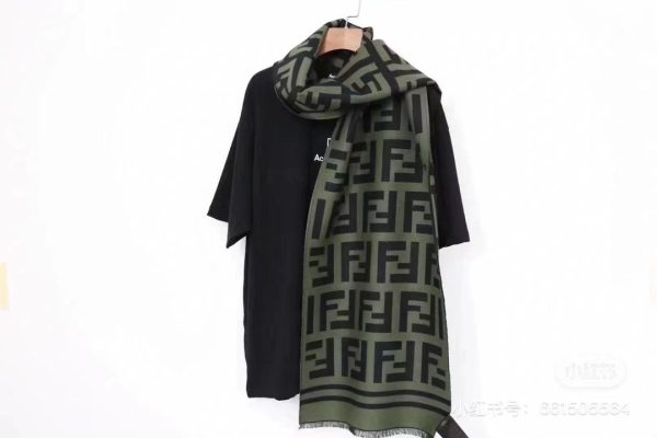 TO – Luxury Edition FEI Scarf 009