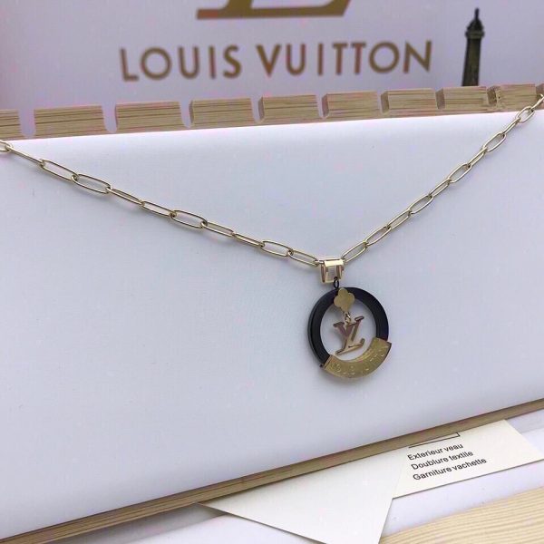 TO – Luxury Edition Necklace LUV002