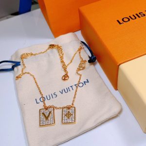 TO – Luxury Edition Necklace LUV018