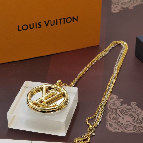 TO – Luxury Edition Necklace LUV030